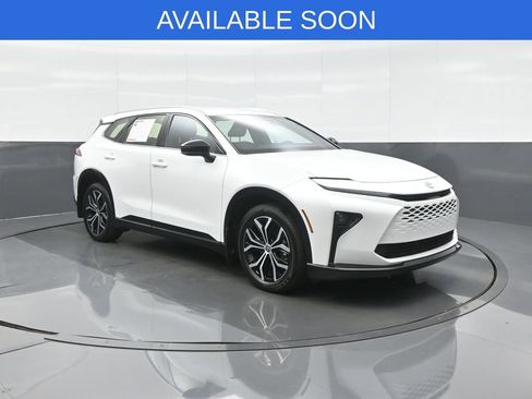 Used 2025 Toyota Crown Signia AWD/4WD image 1