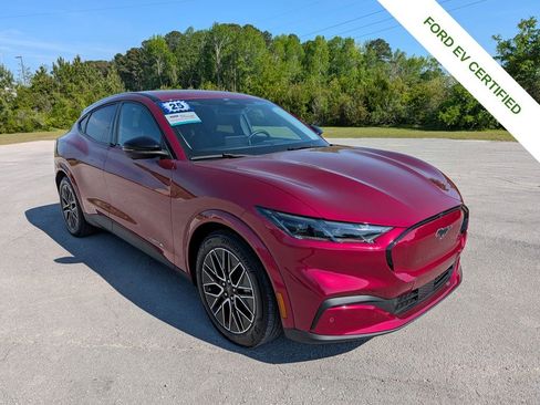 Certified 2025 Ford Mustang Mach-E Premium AWD/4WD image 1