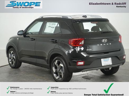 New 2026 Hyundai Venue SEL FWD image 5