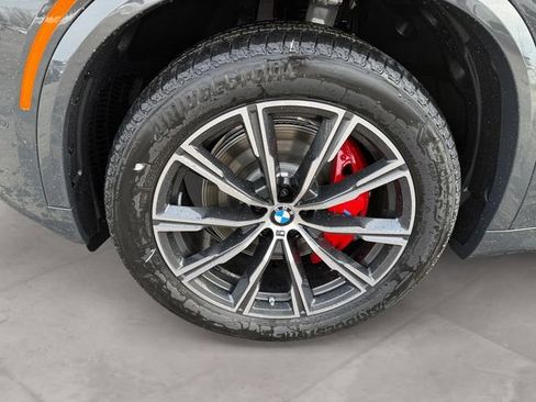 New 2026 BMW X5 xDrive40i w/ M Sport Package AWD/4WD image 14