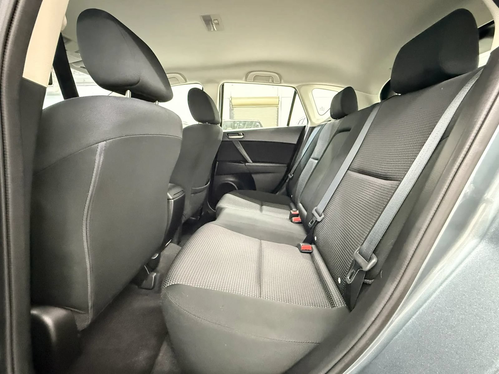 Used 2013 MAZDA MAZDA3 i Touring FWD image 36