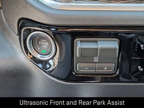 New 2026 GMC Sierra 1500 Elevation w/ Elevation Premium Package AWD/4WD image 18