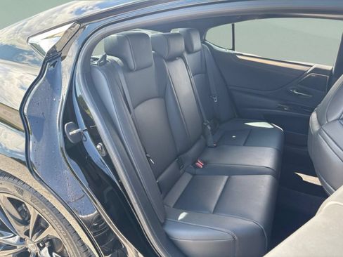 Used 2022 Lexus ES 350 F Sport w/ Accessory Package 2 FWD image 23