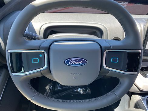New 2026 Ford Expedition Max Active AWD/4WD image 13
