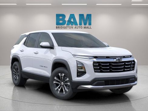 New 2026 Chevrolet Equinox LT w/ Convenience Package II image 1