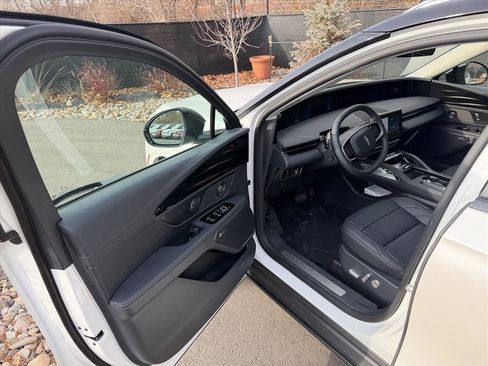 New 2026 Lincoln Nautilus Reserve image 22