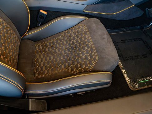 Used 2023 Lamborghini Huracan EVO RWD image 68