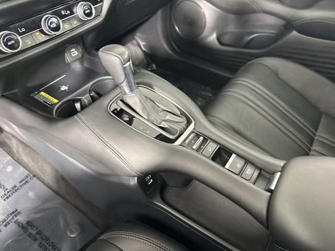 Used 2024 Honda HR-V EX-L image 20