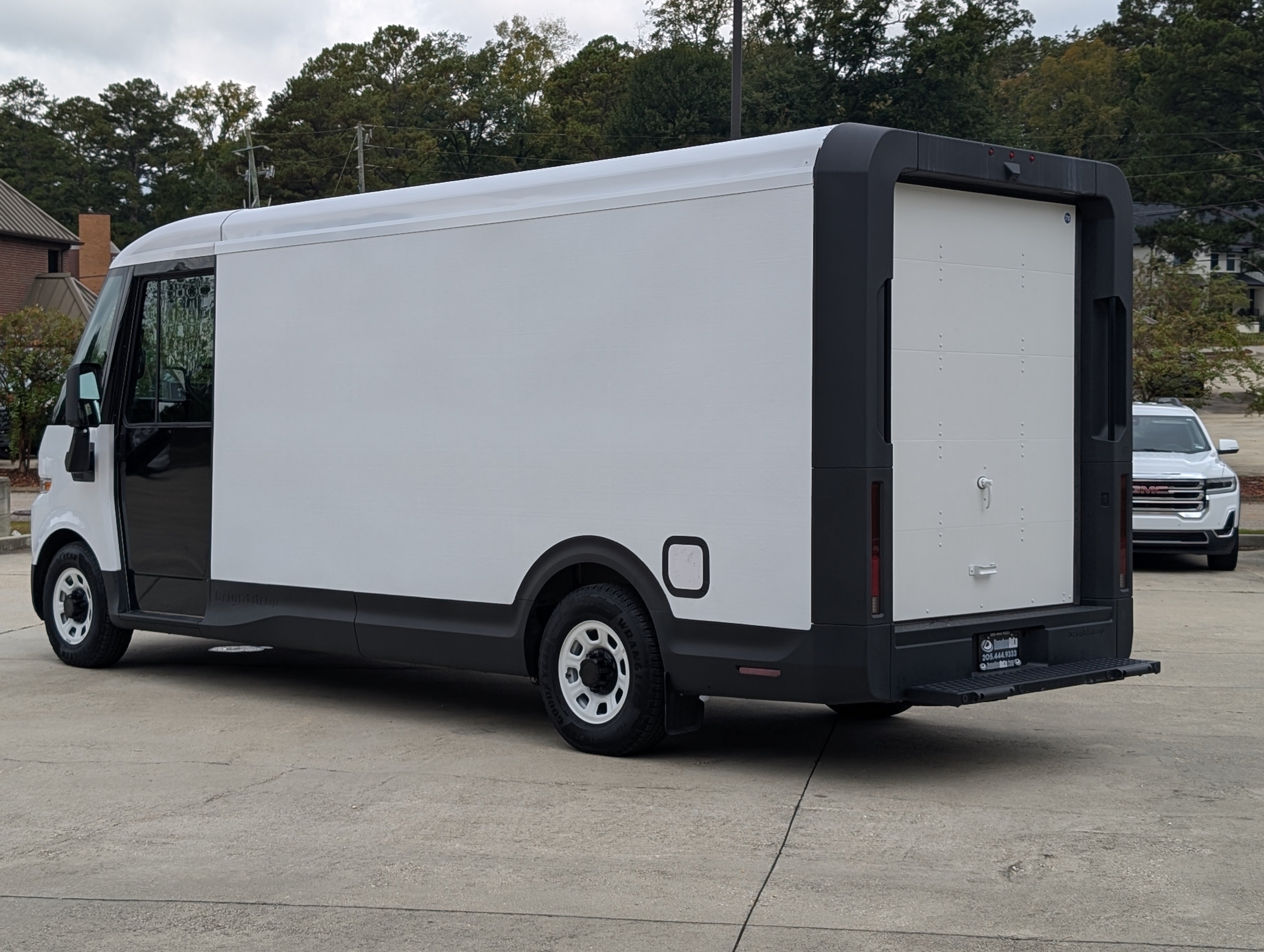 Used 2024 Chevrolet Brightdrop 600 w/ Commercial Equipment Package AWD/4WD image 4