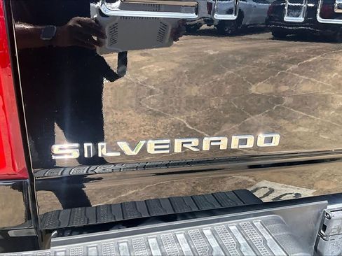 Used 2025 Chevrolet Silverado 3500 High Country w/ High Country Premium Package AWD/4WD image 31