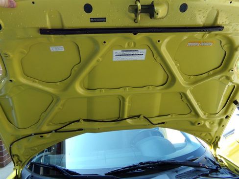 Used 2004 Toyota MR2 image 51