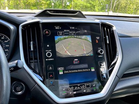 Used 2023 Subaru Ascent Limited w/ Technology Package AWD/4WD image 14