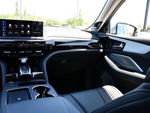 Certified 2026 Acura MDX FWD w/ Technology Package image 22