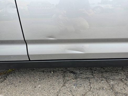 Used 2017 Honda Odyssey EX image 5