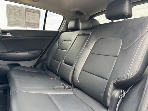 Used 2017 Kia Sportage EX w/ EX Premium Package AWD/4WD image 8
