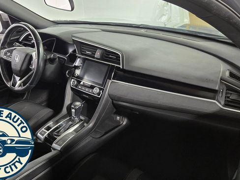 Used 2019 Honda Civic Sport image 32