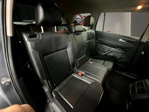 Used 2018 Volkswagen Atlas SEL FWD image 23