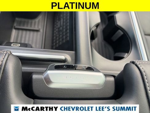 Used 2025 Ford Expedition Platinum AWD/4WD image 13