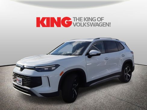 New 2026 Volkswagen Tiguan SE image 8