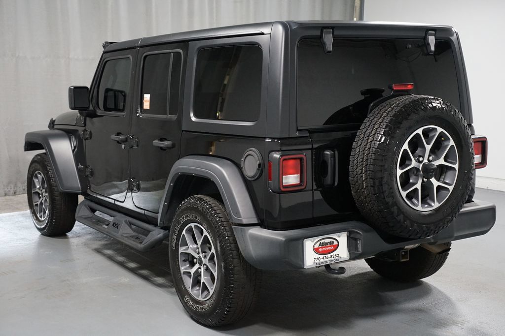 Used 2024 Jeep Wrangler Unlimited Sport AWD/4WD image 6