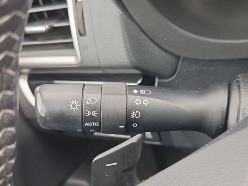 Used 2018 Subaru Forester 2.5i Premium AWD/4WD image 31