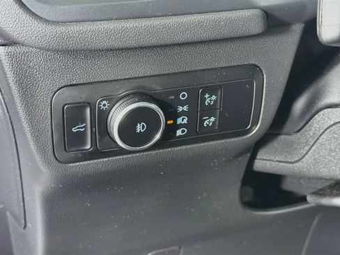 Used 2025 Ford Escape ST-Line Select AWD/4WD image 17
