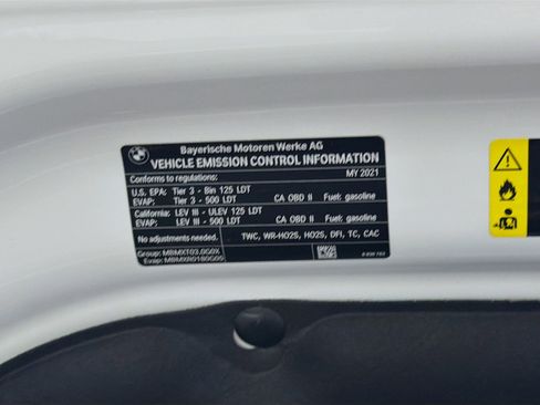 Used 2021 BMW X5 sDrive40i w/ Premium Package image 17