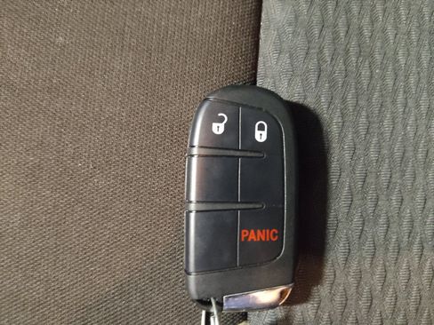 Used 2024 Jeep Compass Sport AWD/4WD image 32