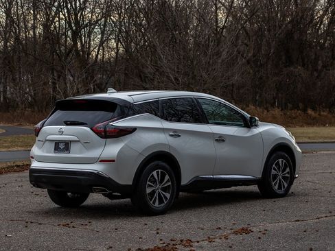 Used 2020 Nissan Murano S image 4