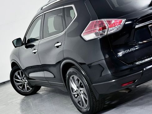 Used 2016 Nissan Rogue SL w/ SL Premium Package image 13