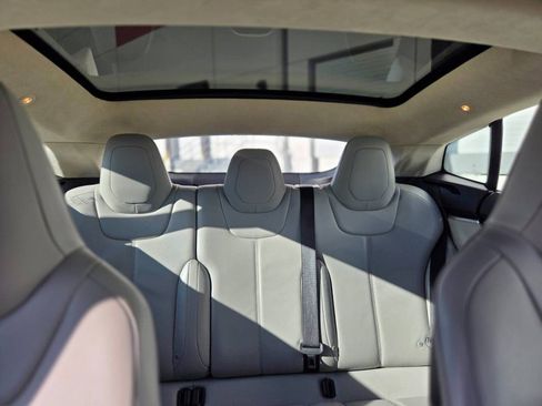 Used 2015 Tesla Model S 85D image 15