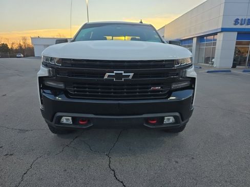 Used 2019 Chevrolet Silverado 1500 LT Trail Boss image 2