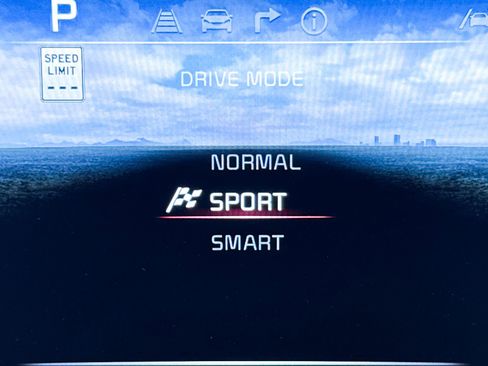 Used 2025 Kia Sportage SX FWD image 11