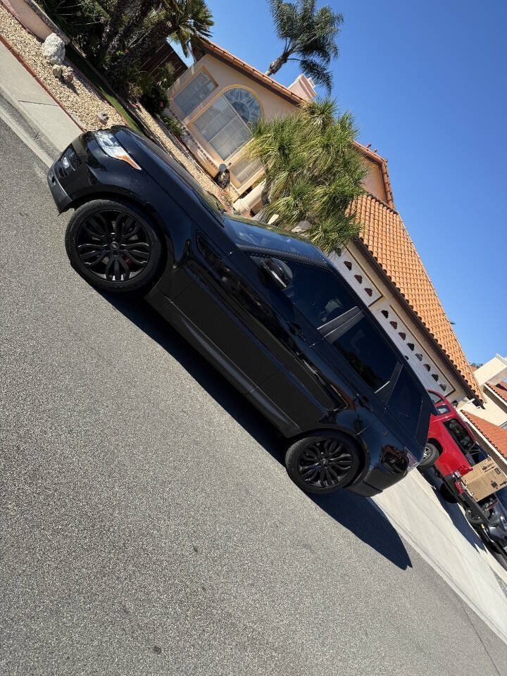 Used 2016 Land Rover Range Rover Sport Supercharged AWD/4WD image 3