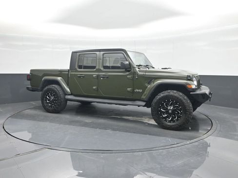 Used 2022 Jeep Gladiator Overland w/ Popular Equipment Package AWD/4WD image 11