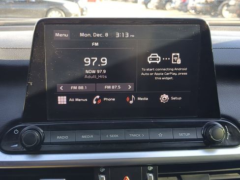 Used 2022 Kia Forte LXS image 22