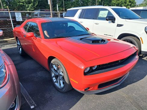 Used 2016 Dodge Challenger R/T Plus RWD image 6
