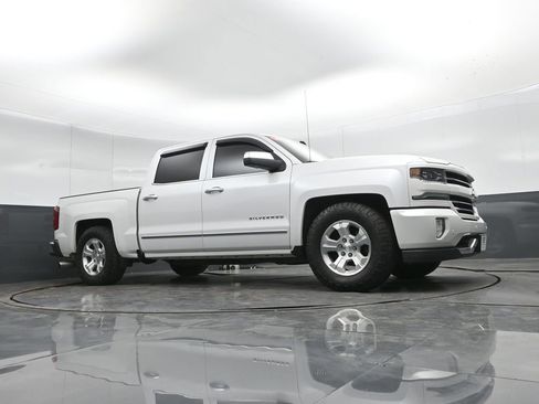 Used 2017 Chevrolet Silverado 1500 LTZ Z71 w/ LTZ Plus Package image 40