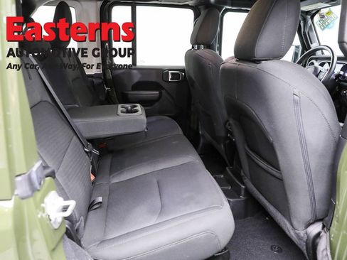 Used 2023 Jeep Wrangler Unlimited w/ Cold Weather Group image 23