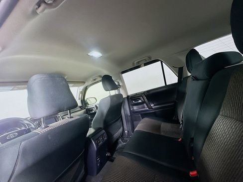 Used 2019 Toyota 4Runner TRD Off-Road AWD/4WD image 13