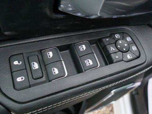 New 2026 RAM 2500 Laramie w/ Night Edition AWD/4WD image 19