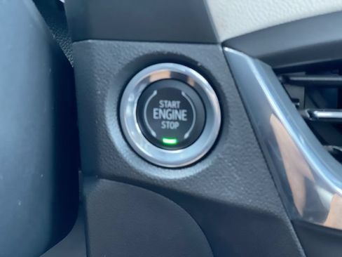 Certified 2024 Buick Encore GX Preferred w/ Advanced Technology Package FWD image 25
