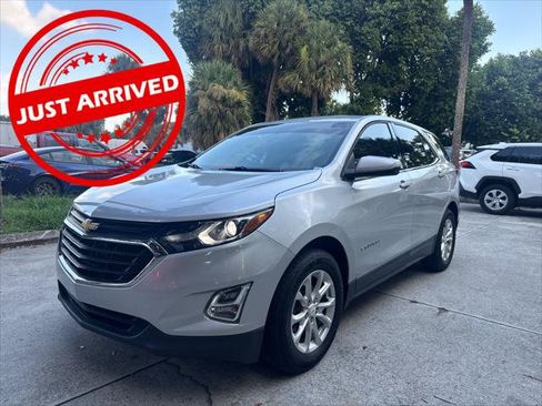 Used 2018 Chevrolet Equinox LT FWD image 1
