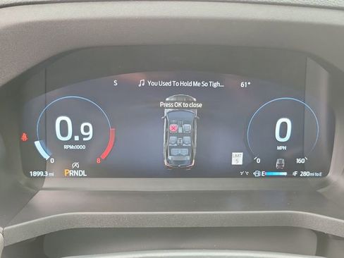 Used 2025 Ford Explorer Active w/ Active Comfort Package image 7