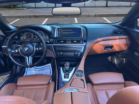 Used 2013 BMW M6 Convertible image 14