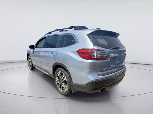 Used 2023 Subaru Ascent Touring AWD/4WD image 3