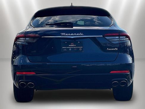 Used 2023 Maserati Levante GT AWD/4WD image 5