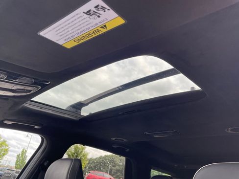 Used 2021 Hyundai Palisade Calligraphy image 27