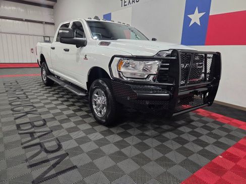 Used 2023 RAM 3500 Tradesman w/ Towing Technology Group AWD/4WD image 15