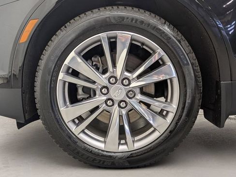 Certified 2023 Cadillac XT5 Premium Luxury w/ LPO, Floor Liner Package AWD/4WD image 28